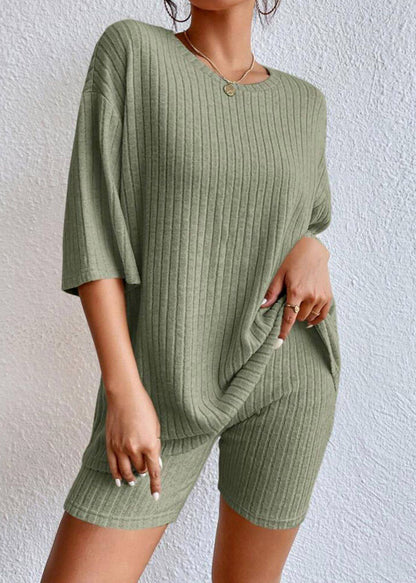 Loose Green O-Neck T Shirts And Shorts Two Piece Set Summer