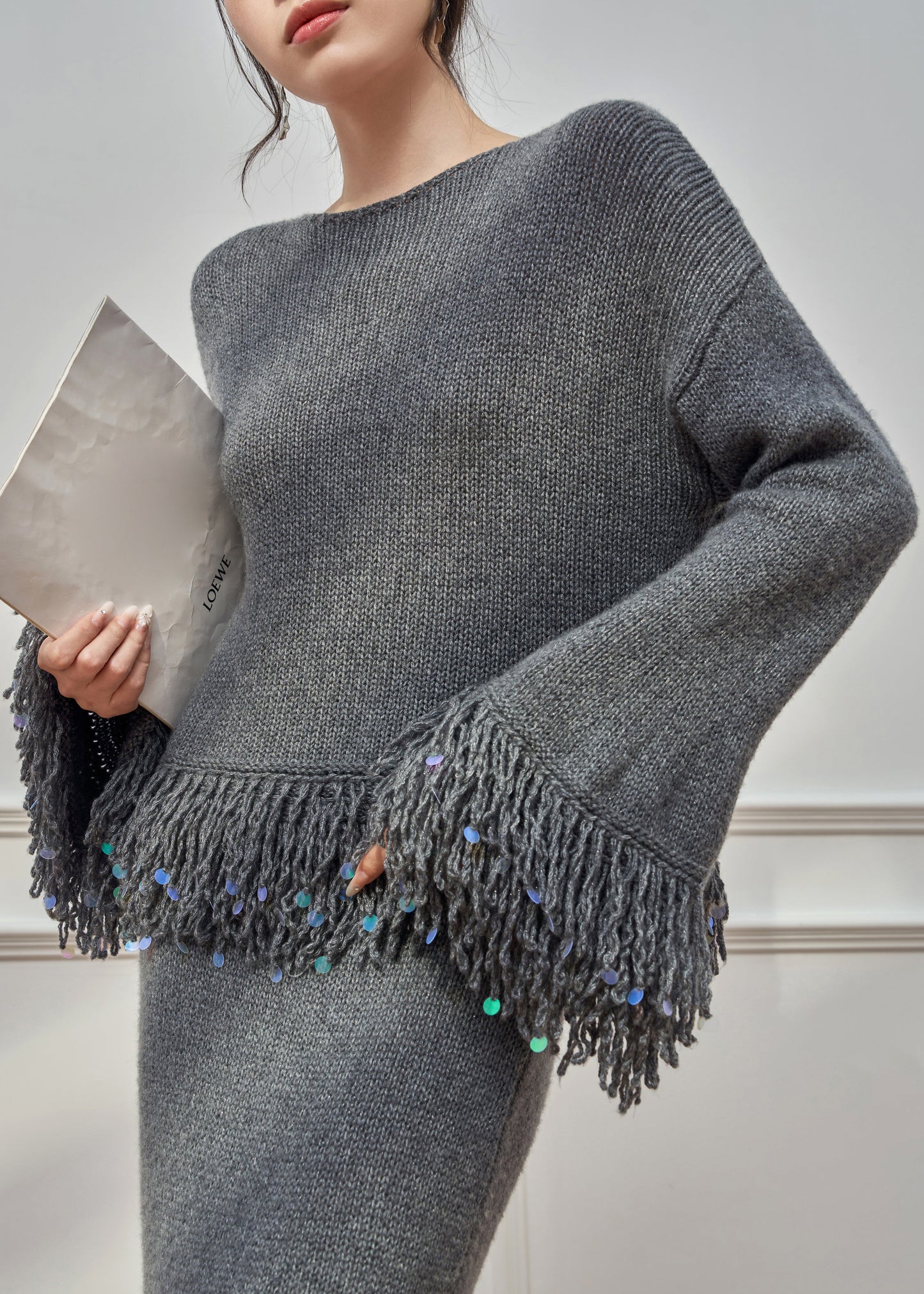 Loose Grey O Neck Tasseled Sweaters And Skirts Knit Two Pieces Set Flare Sleeve