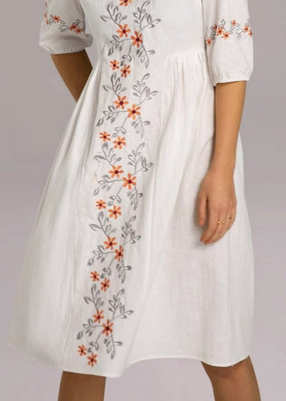 Loose White Embroidered Zippered Cotton Dresses Half Sleeve