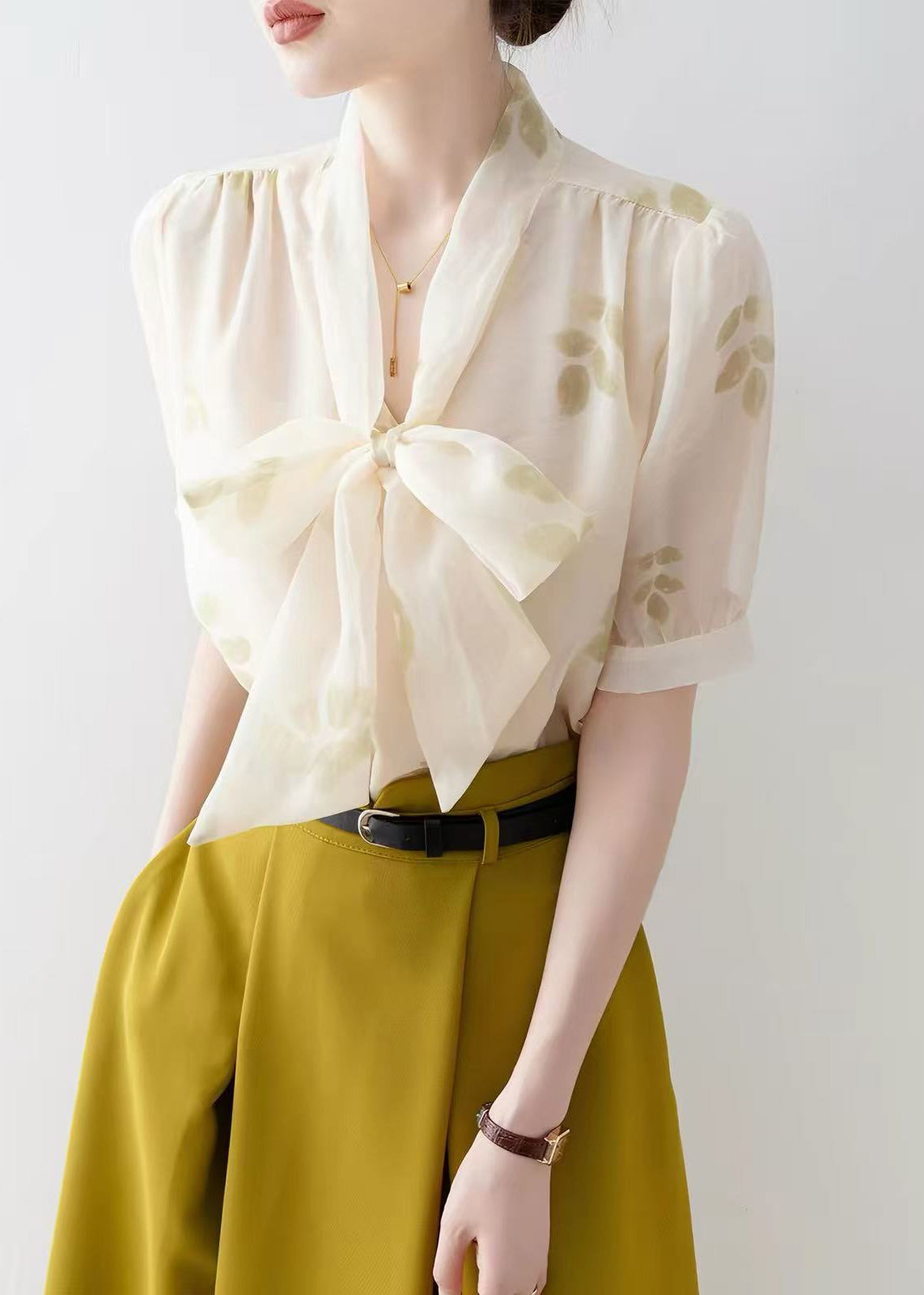 Modern Apricot Print V Neck Lace Up Bow Chiffon Shirt Short Sleeve