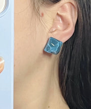 Load image into Gallery viewer, Modern Blue Sterling Silver Overgild Crystal Stud Earrings