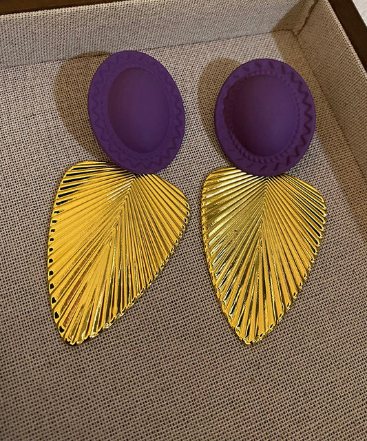 Modern Golden Leaf Shape Metal Drop Earrings