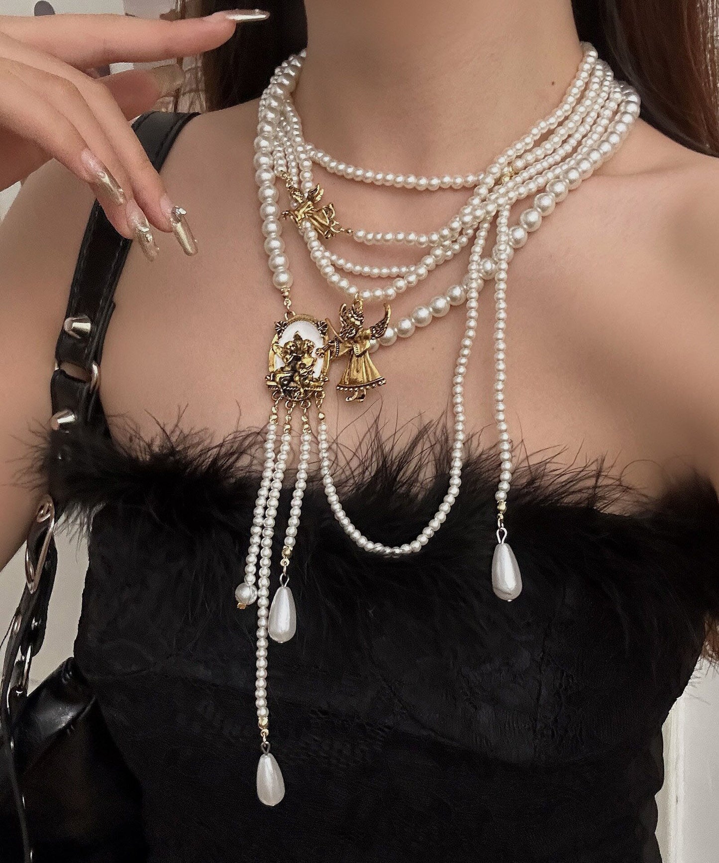 Modern White Alloy Layered Pearl Water Droplet Tassel Gratuated Bead Necklace