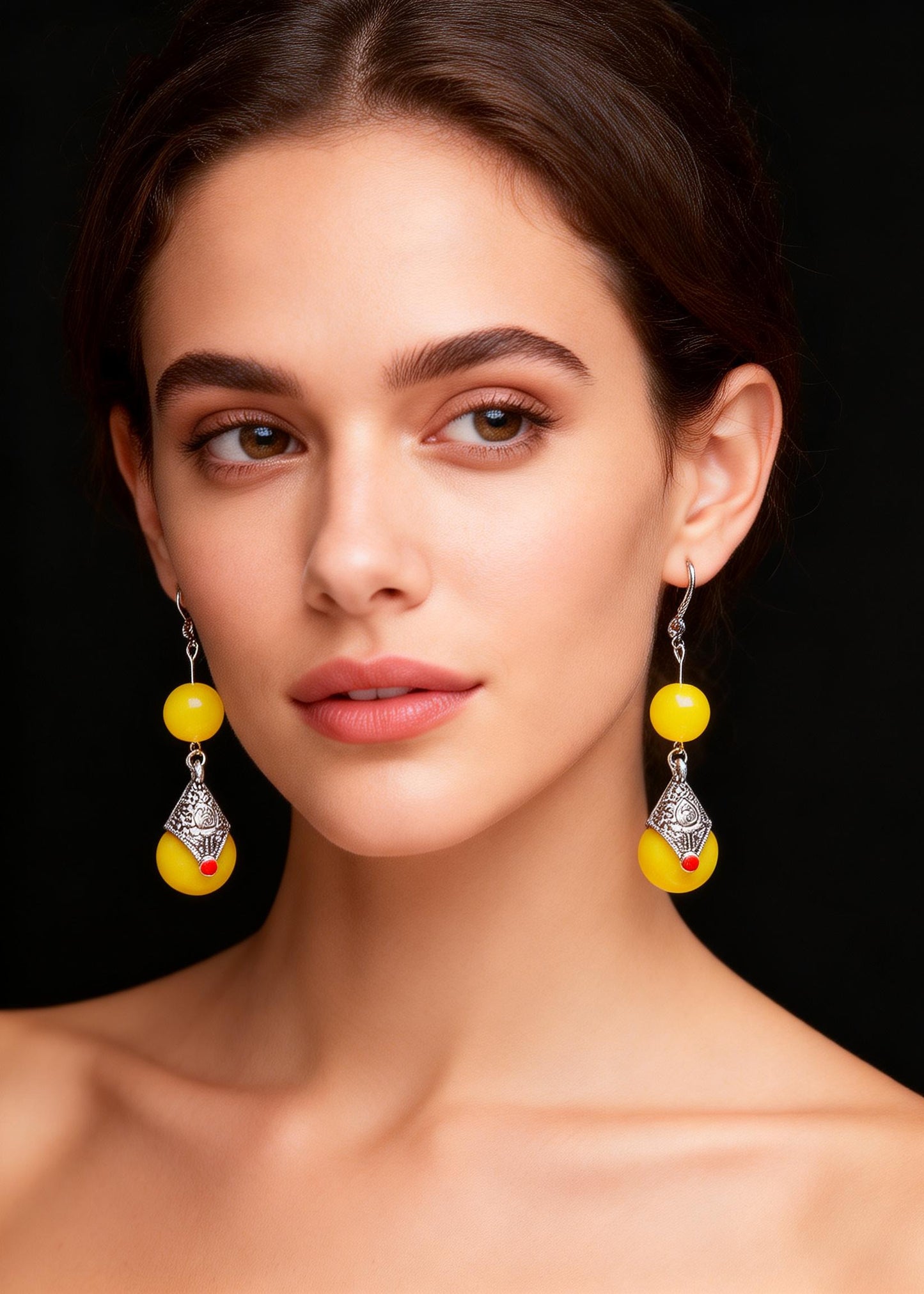 National Style Beeswax Zircon Drop Earrings