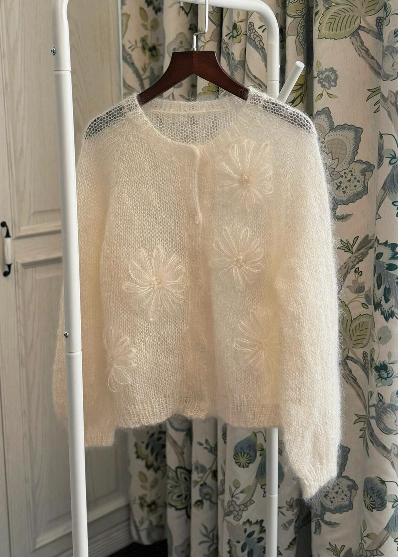 New Beige O Neck Floral Mohair Knitted Cardigans Fall