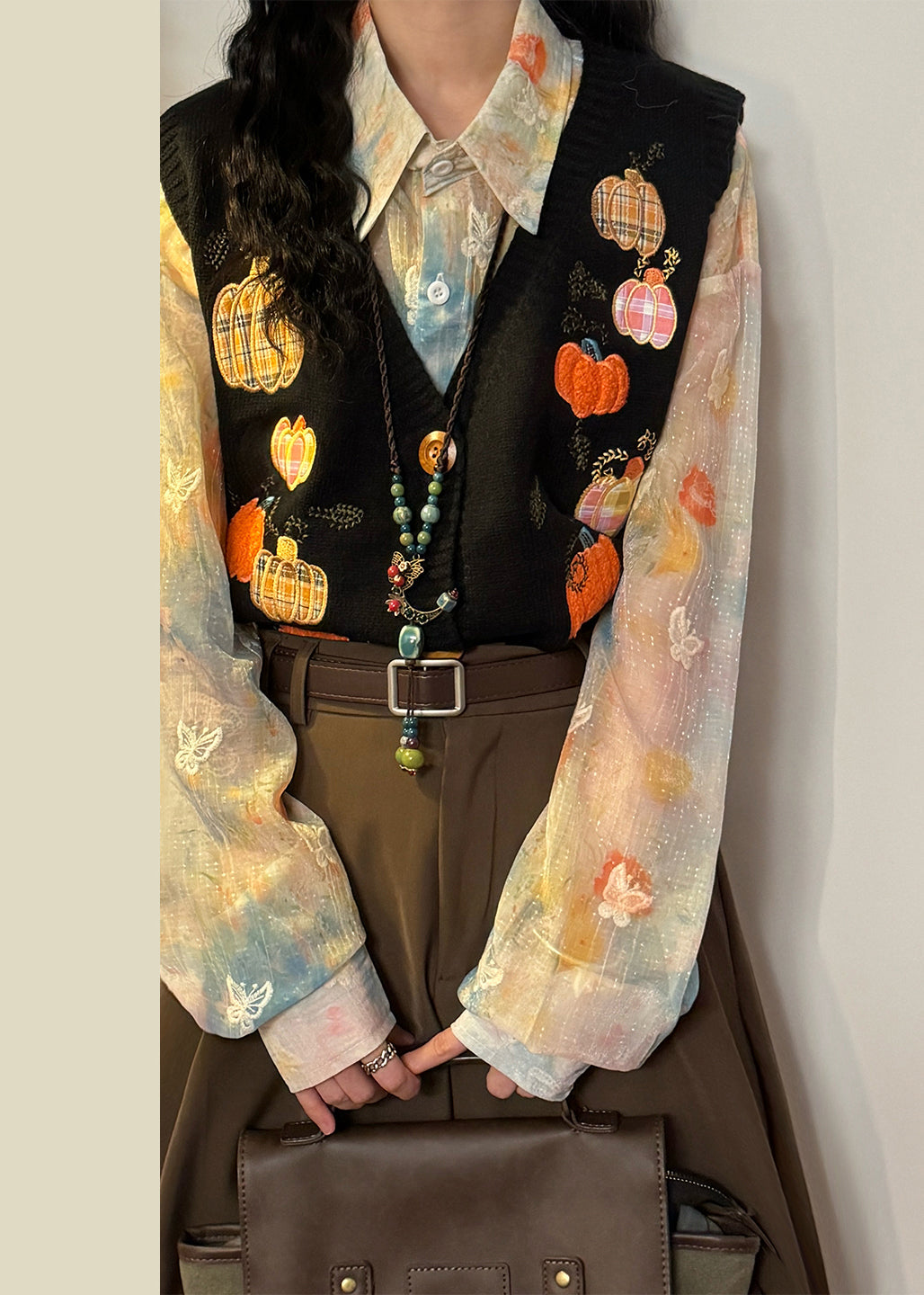 New Black Embroidered Pumpkin Button Knit Waistcoat Spring