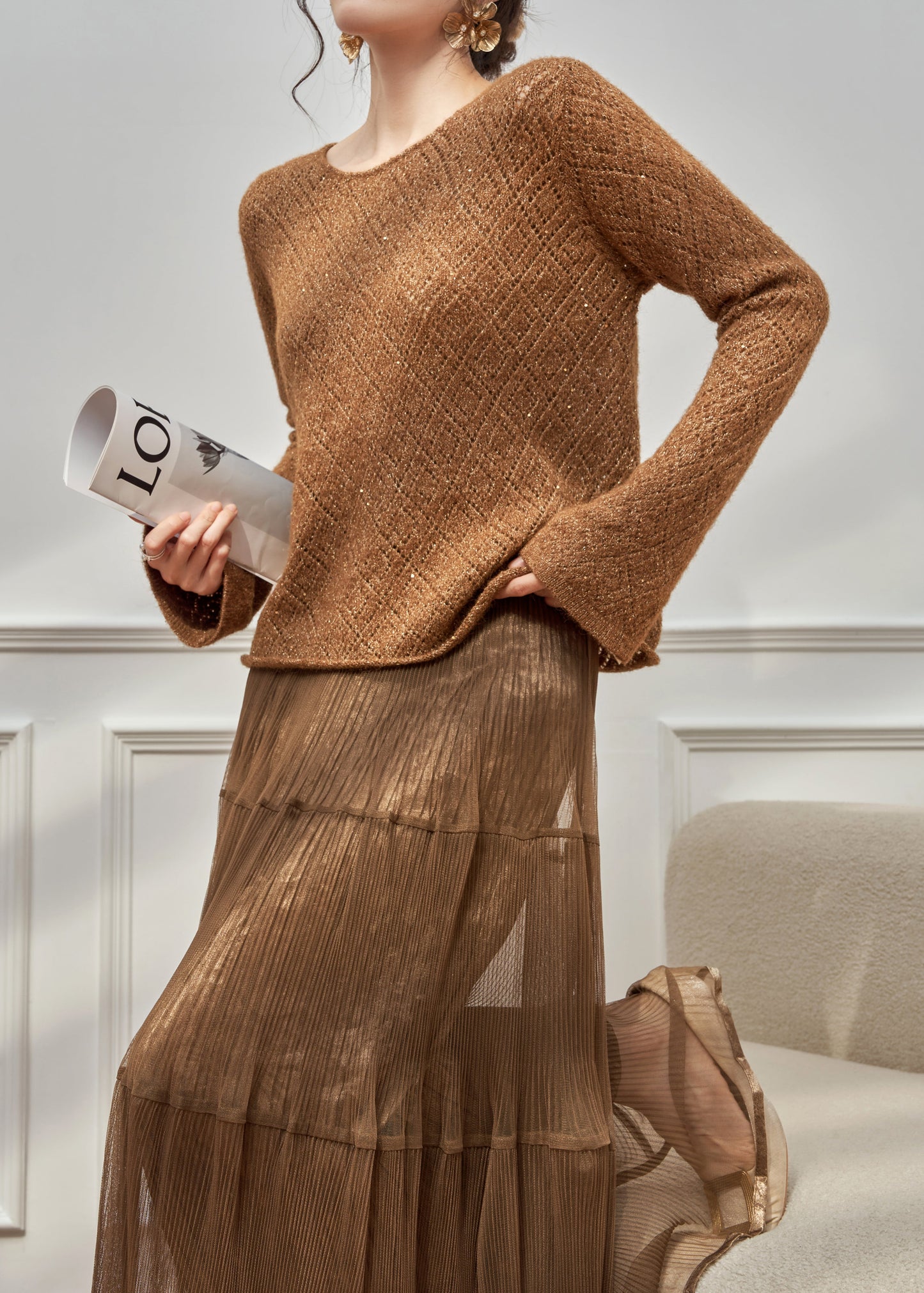 New Brown Hollow Out Knit Sweaters And Wrinkled Skirts Two Pieces Set Winter