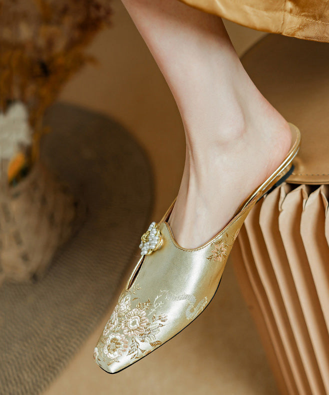 New Chinese Black Embroidered Nail Bead Satin Baotou Slippers