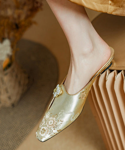 New Chinese Black Embroidered Nail Bead Satin Baotou Slippers