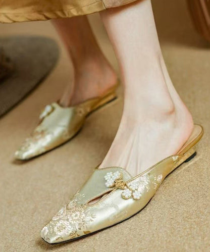 New Chinese Black Embroidered Nail Bead Satin Baotou Slippers