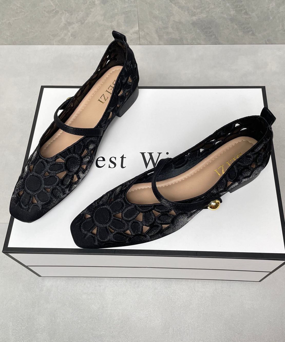 New Chinese Style Black Satin Embroidered Flat Shoes Buckle Strap