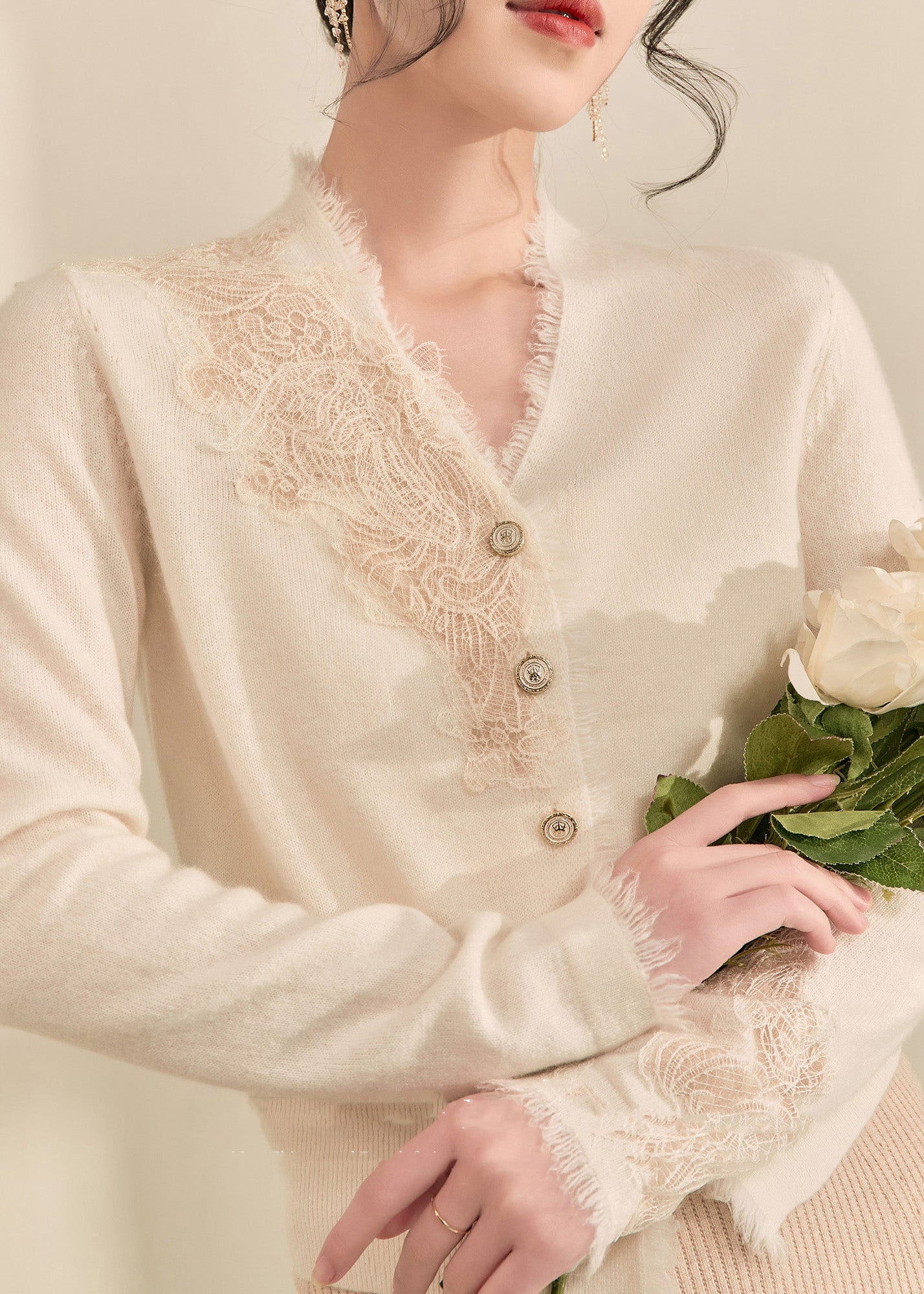 New White V Neck Lace Tassel Patchwork Knit Sweaters Winter