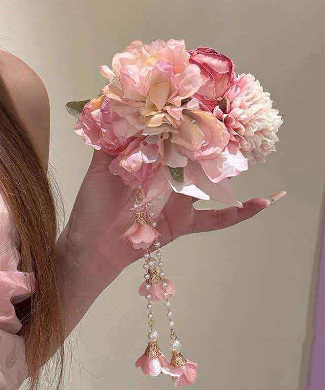 Novelty Pink Alloy Floral Tassel Hairpin