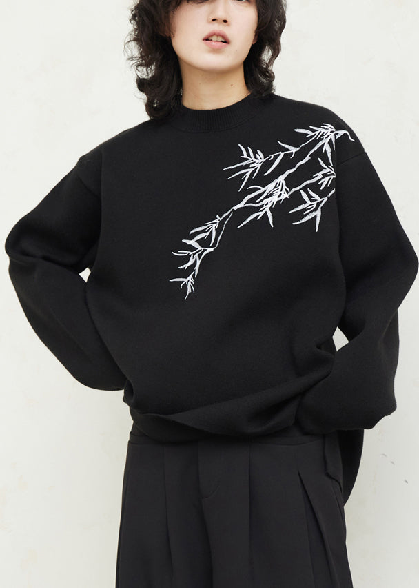 Original Design Black O-Neck Embroidered Thick Cotton Knit Sweaters Fall