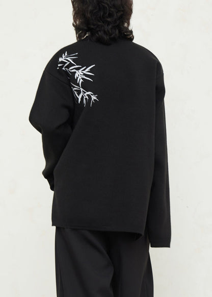 Original Design Black O-Neck Embroidered Thick Cotton Knit Sweaters Fall