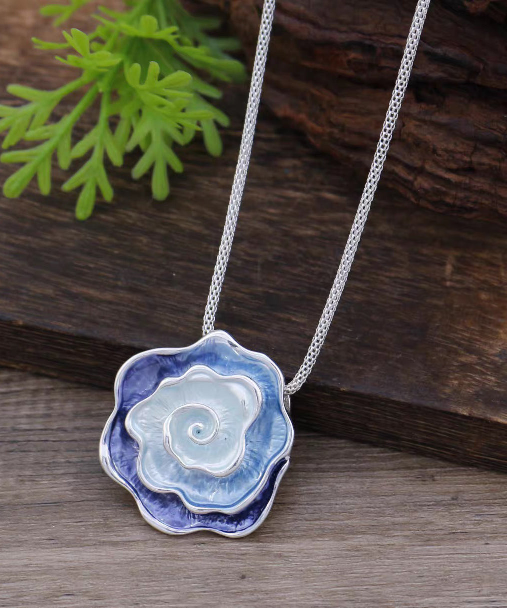 Original Design Blue Copper Alloy Auspicious Clouds Enamel Pendant Necklace