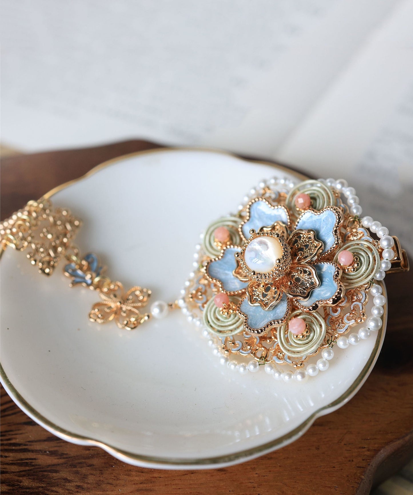 Original Design Blue Copper Overgild Shell Pearl Tassel Hairpin