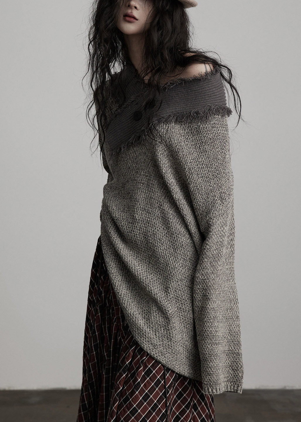 Original Design Grey V Neck Asymmetrical Cotton Knit Sweater Fall