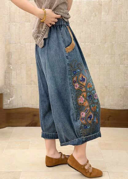Plus Size Blue Embroidered Pockets Elastic Waist Crop Jeans Fall