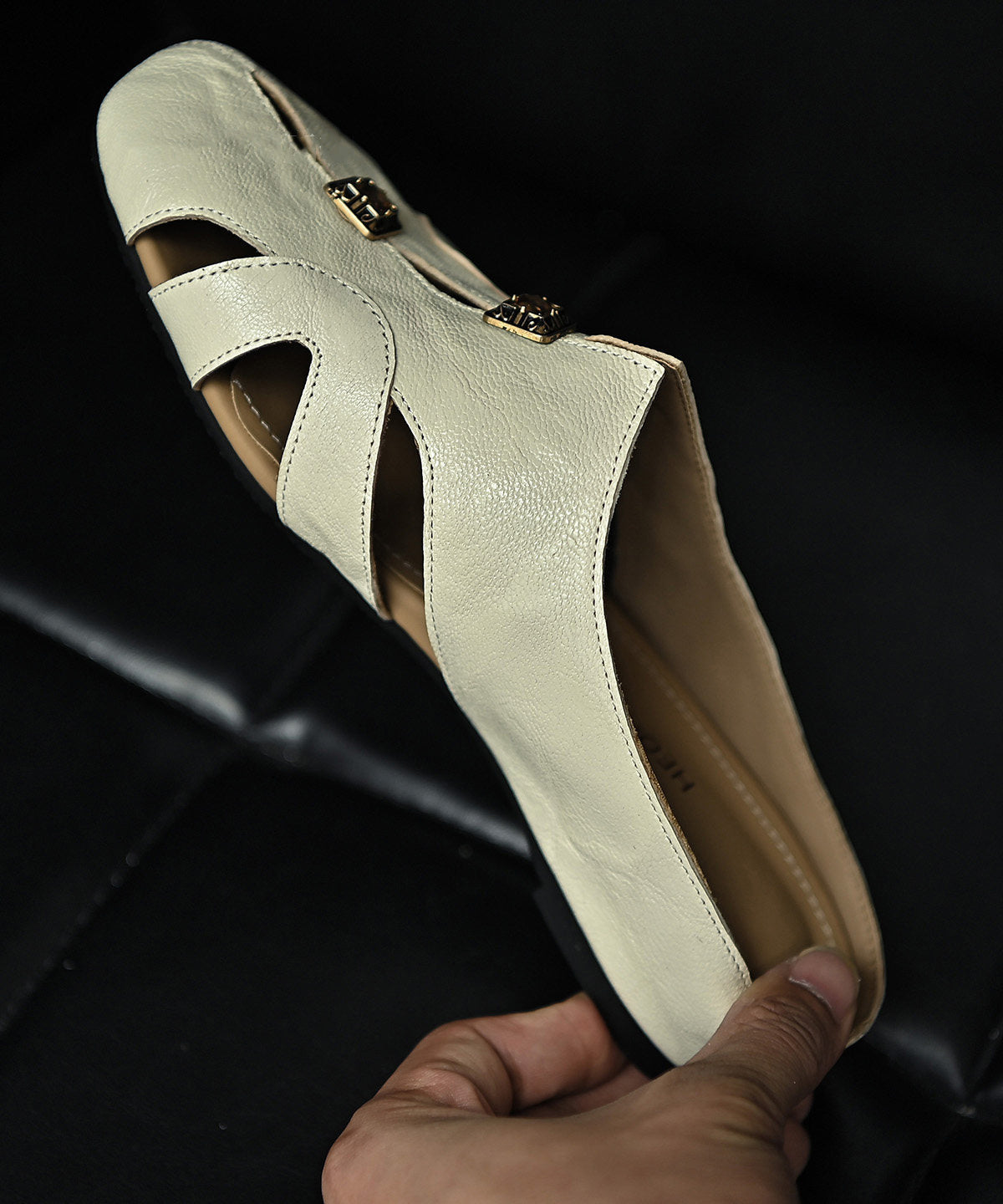 Plus Size Hollow Out Casual White Sheepskin Slide Sandals