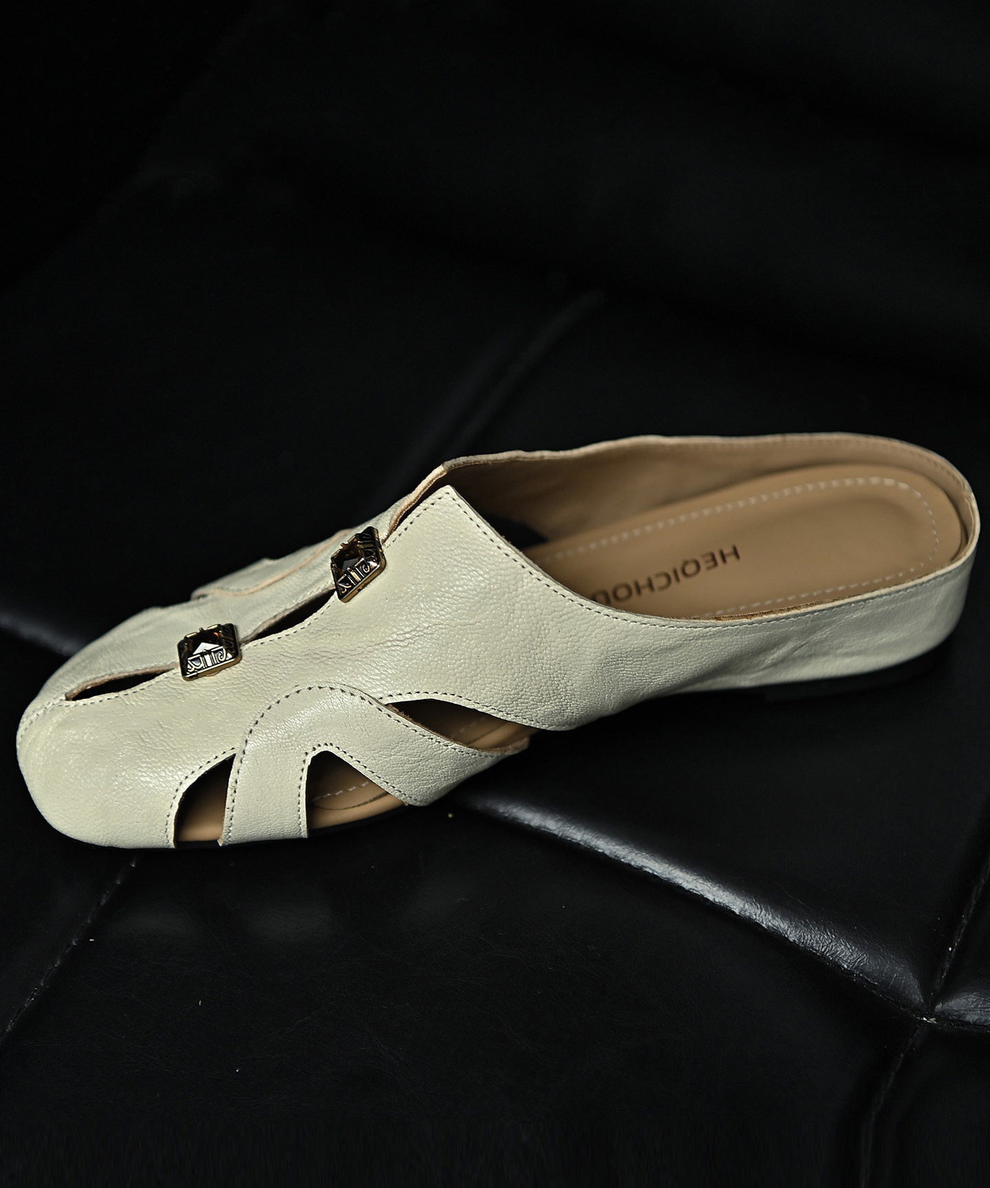 Plus Size Hollow Out Casual White Sheepskin Slide Sandals
