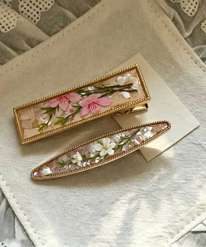 Retro Gold Alloy Fritillary Resin Casting Asymmetrical A Pair Hairpin