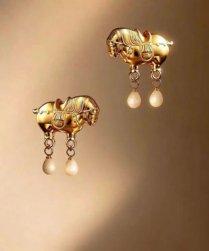 Retro Gold Alloy Imitation Pearl Pony Stud Earrings