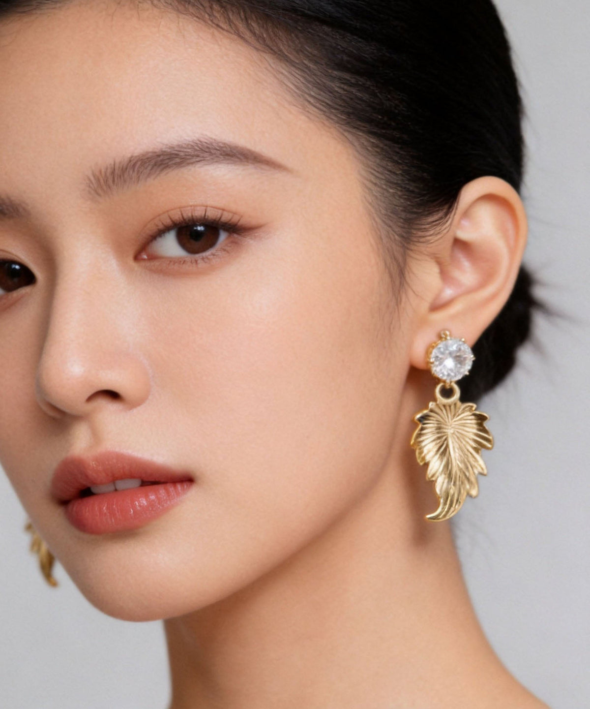 Retro Golden Leaves Zircon Metal Drop Earrings