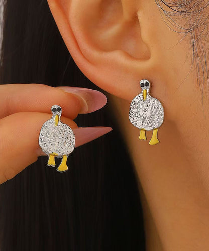 Retro Silk Alloy Textured Cute Cartoon Duck Stud Earrings