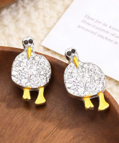 Retro Silk Alloy Textured Cute Cartoon Duck Stud Earrings