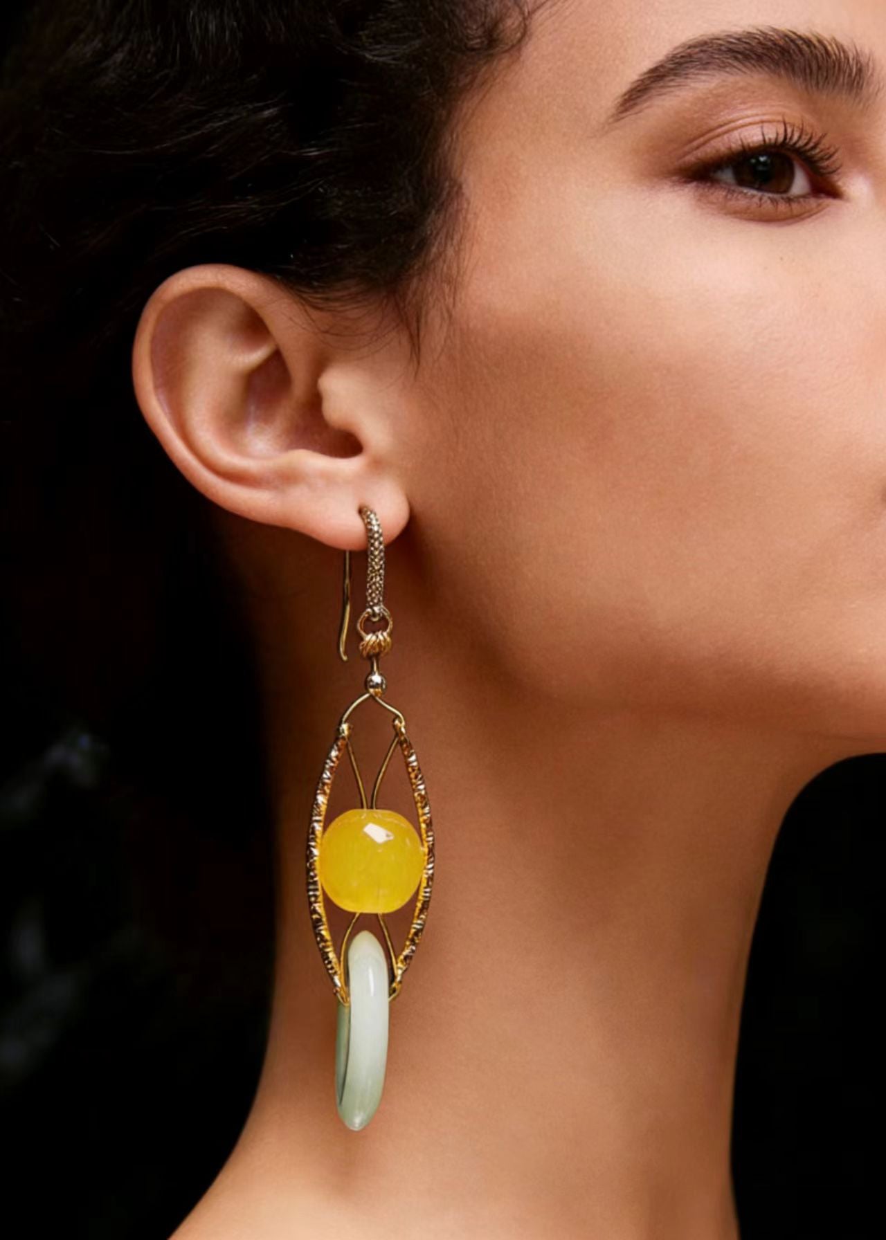 Retro White Jade Handmade Concatenation Beeswax Drop Earrings