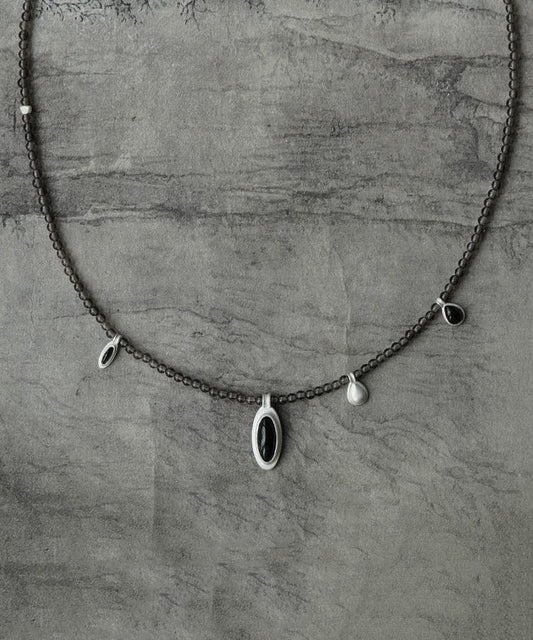 Simple Black Alloy Agate Crystal Patchwork Pendant Necklace