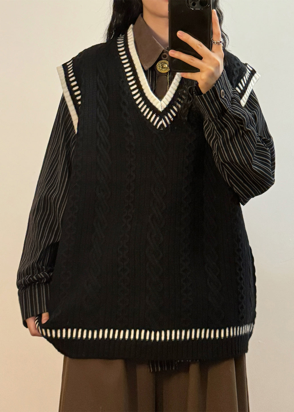 Simple Black V Neck Cozy Patchwork Cable Knit Vest Sleeveless