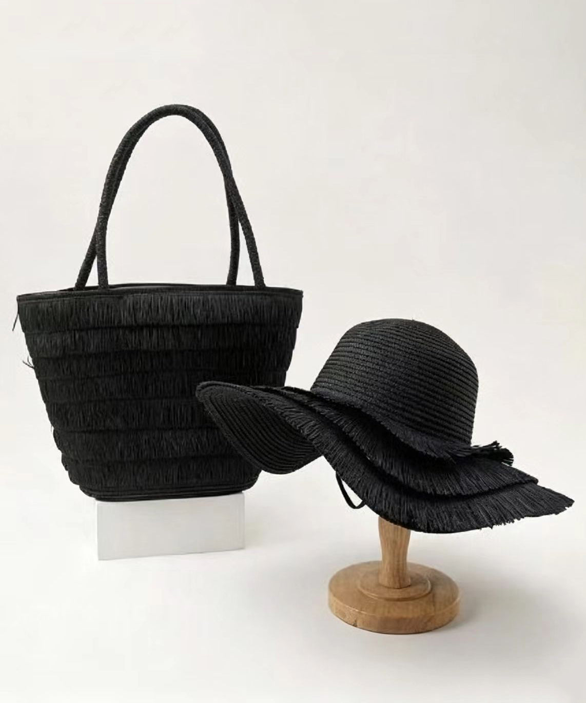 Simple Brown Large Capacity Straw Woven Floppy Sun Hat And Shoulder Handbag Two Pieces Set