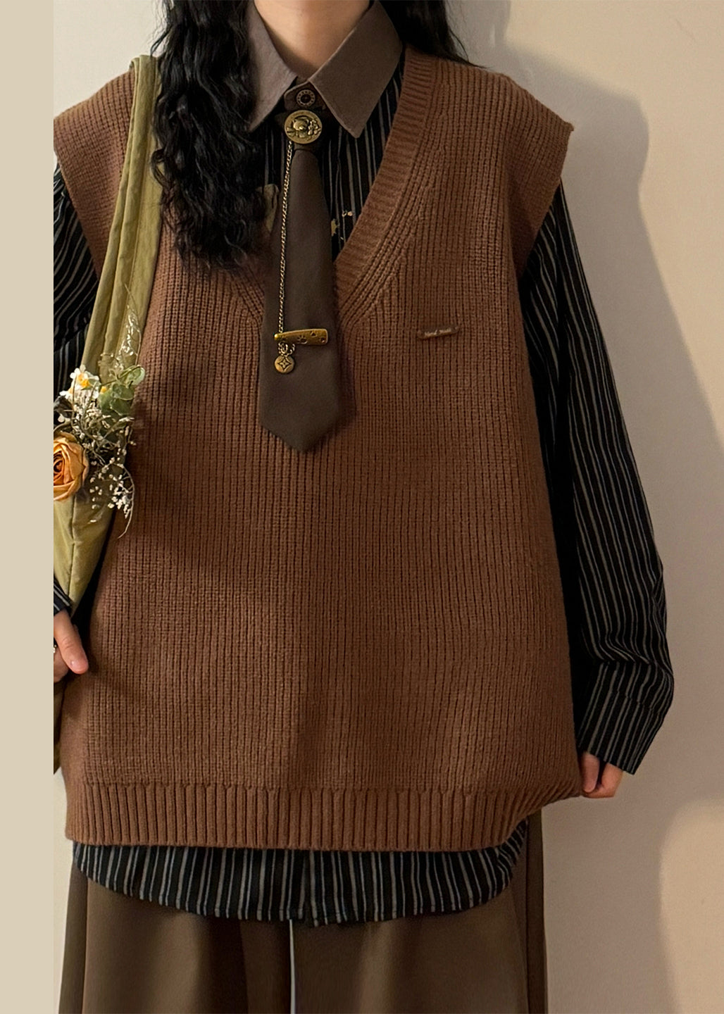 Simple Coffee V Neck Solid Knit Vest Sleeveless