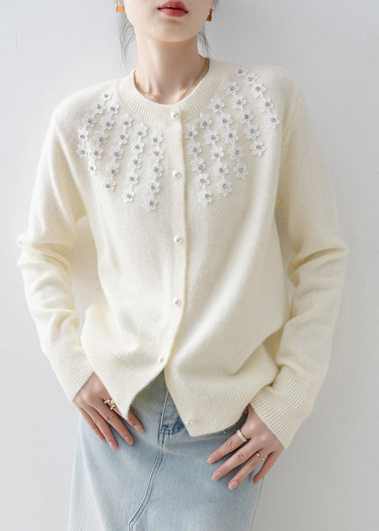 Simple White Oversized Floral Knit Cozy Cardigan Winter