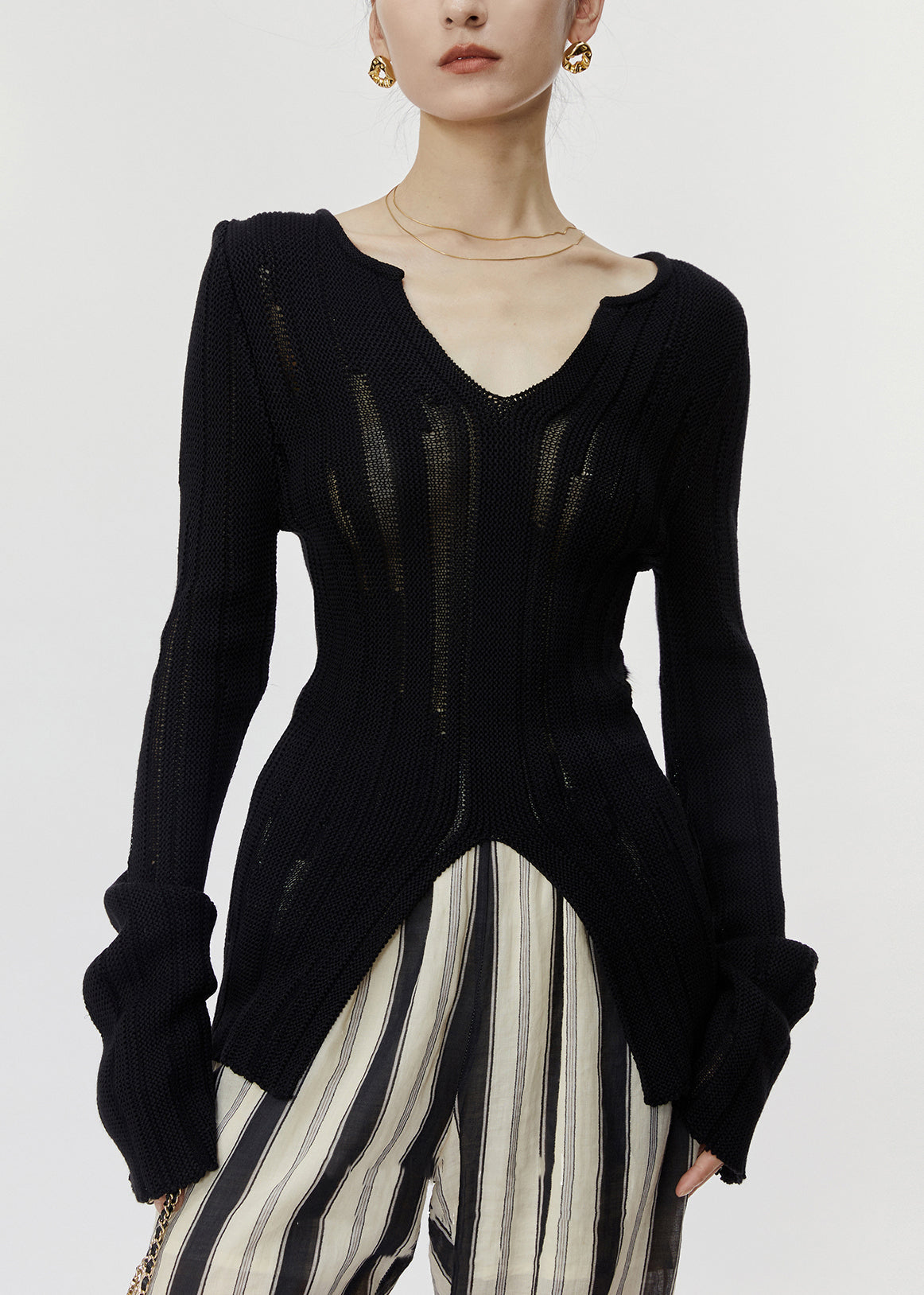 Slim Fit Black Hollow Out Front Open Knit Sweaters Spring