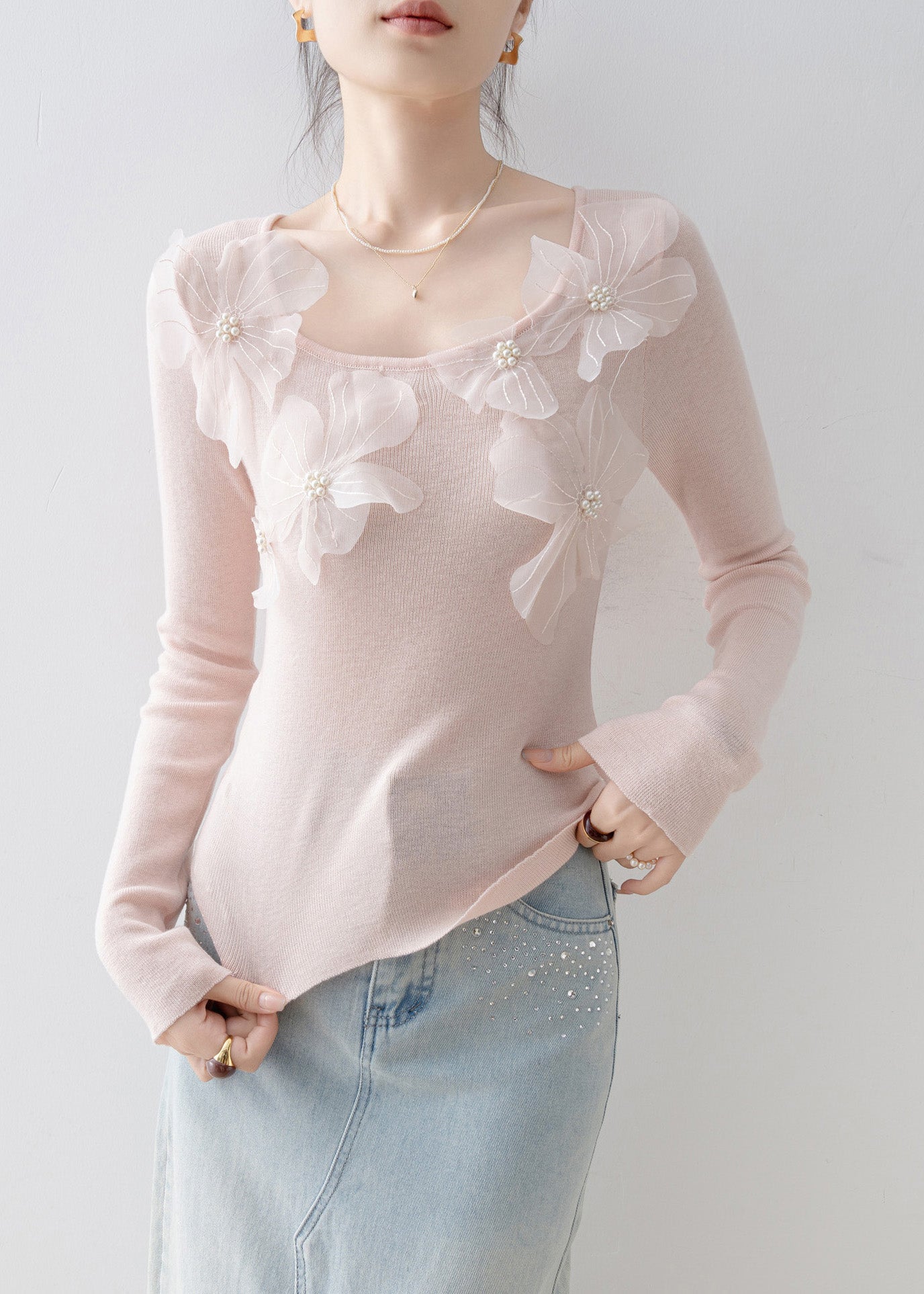 Slim Fit Pink O Neck Floral Nail Bead Knit Top Spring