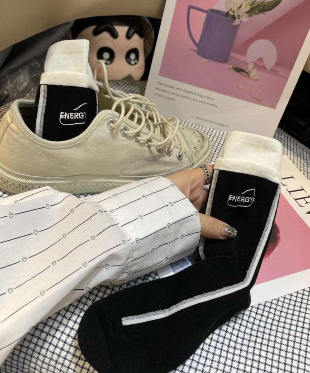Streetwear Style Letter Embroidered Cotton Crew Socks