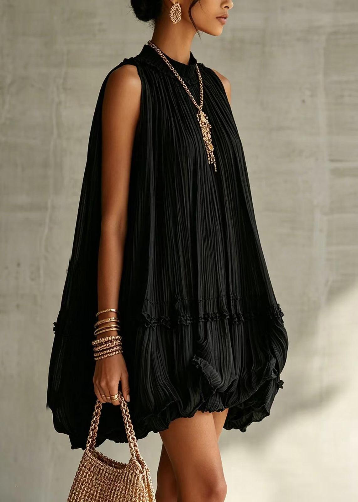 Style Black Halter Wrinkled Wide Swing Dress Sleeveless