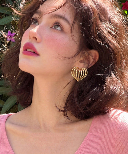 Style Gold Metal Entwine Love Hollow Out Hoop Earrings