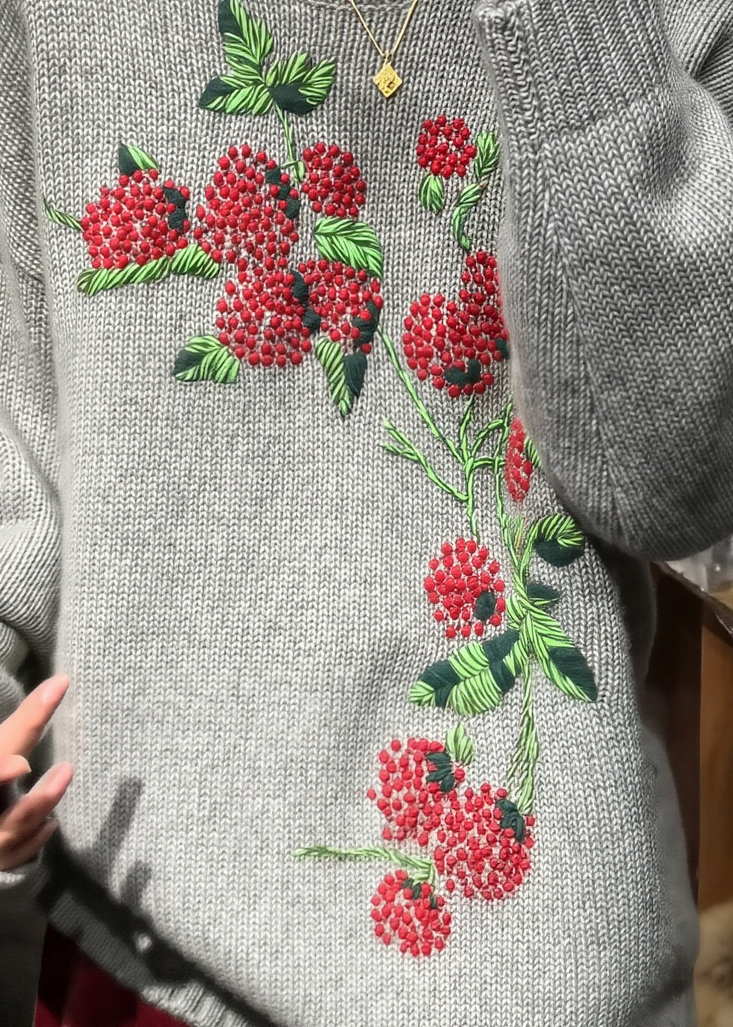 Style Grey O-Neck Embroidered Knit Sweaters Spring