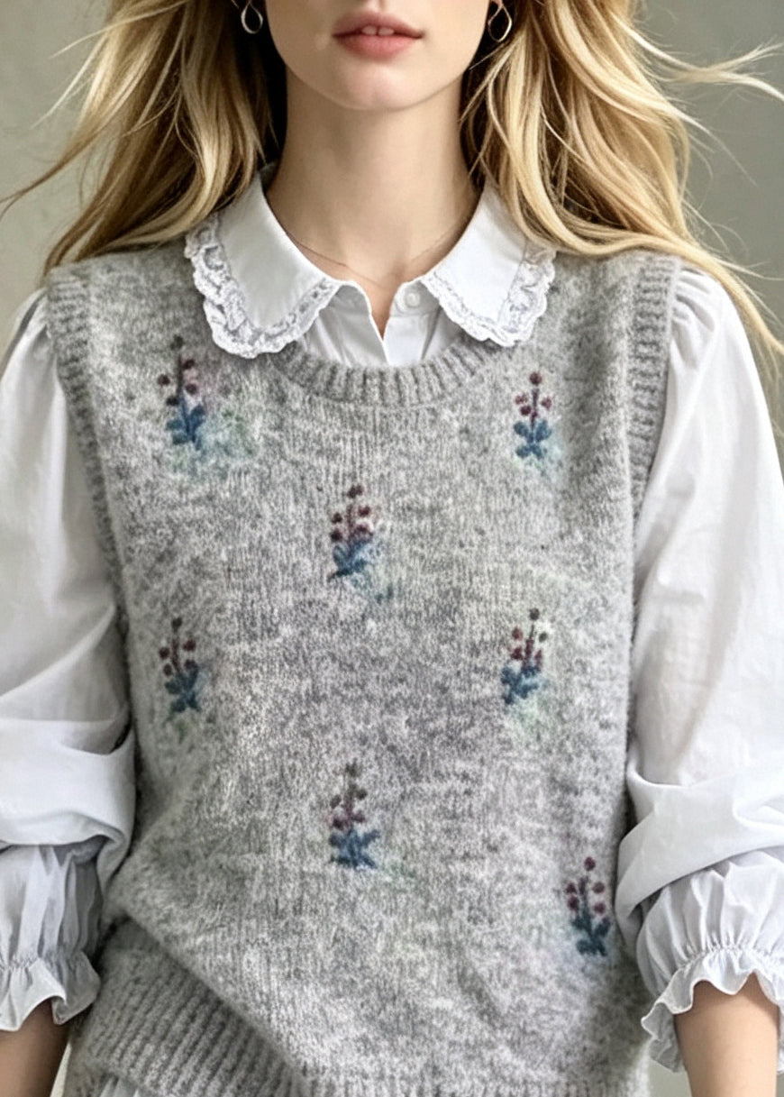 Style Grey O-Neck Embroideried Knit Vest Winter