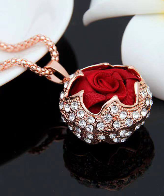 Style Red Copper Overgild Zircon Rose Pendant Necklace