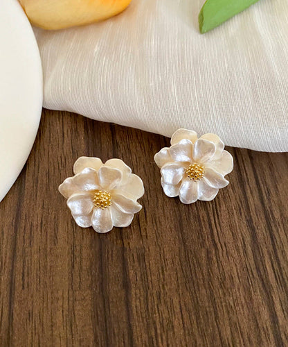 Stylish Beige Copper Alloy Acrylic Floral Stud Earrings