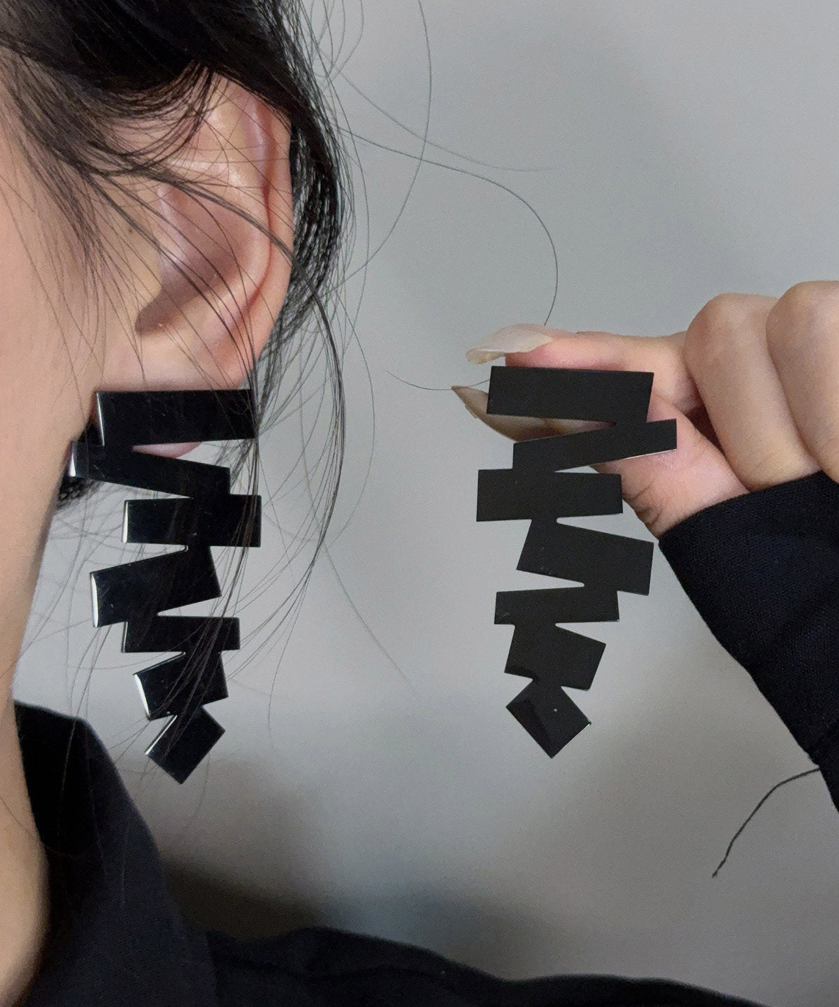 Stylish Black Alloy Asymmetrical Drop Earrings