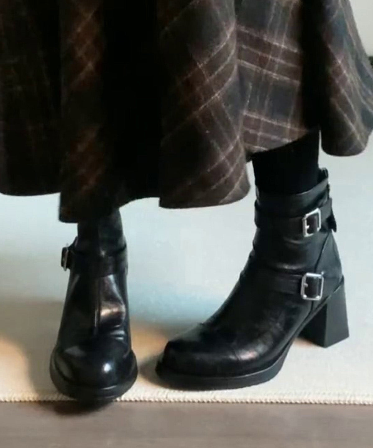 Stylish Black Cowhide Leather Splicing Chunky Heel Boots