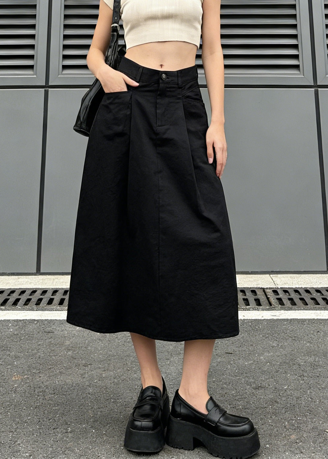 Stylish Black Pockets Wrinkled Denim Skirt Spring