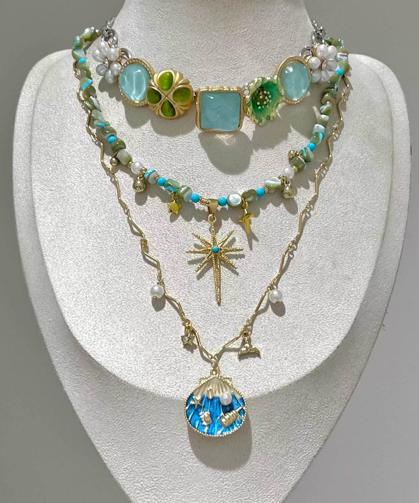 Stylish Blue Copper Overgild Zircon Turquoise Pearl Shell Three-Piece Set Pendant Necklace
