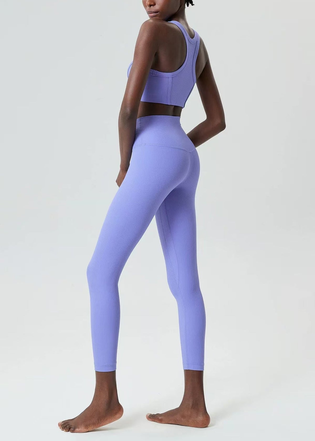 Stylish Lavender Stretch Sleeveless Sports Bra And High Waist Leggings Set Suit